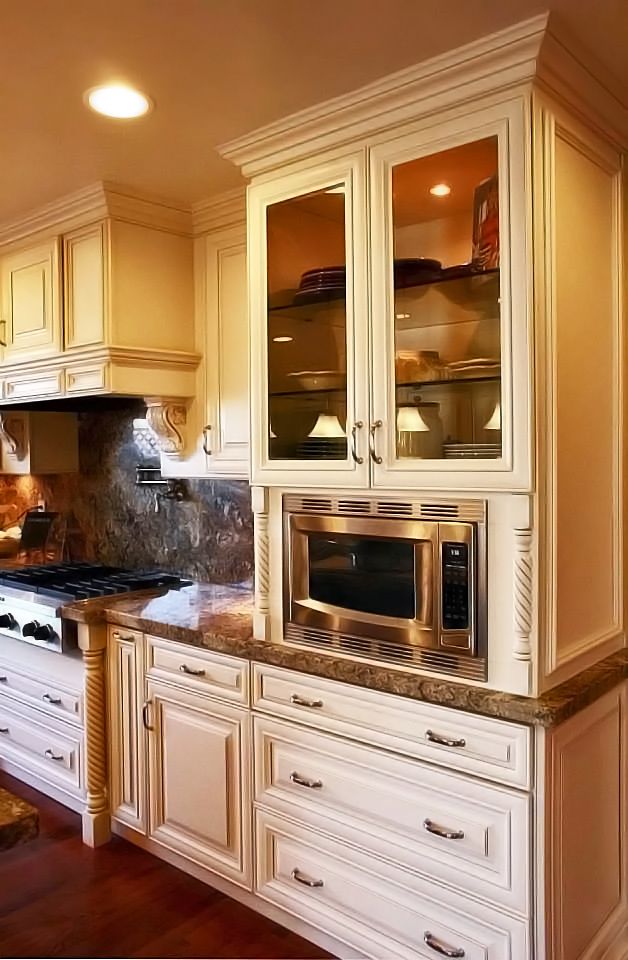 J K Cabinetry A7 Creme Maple Glazed Image Proview