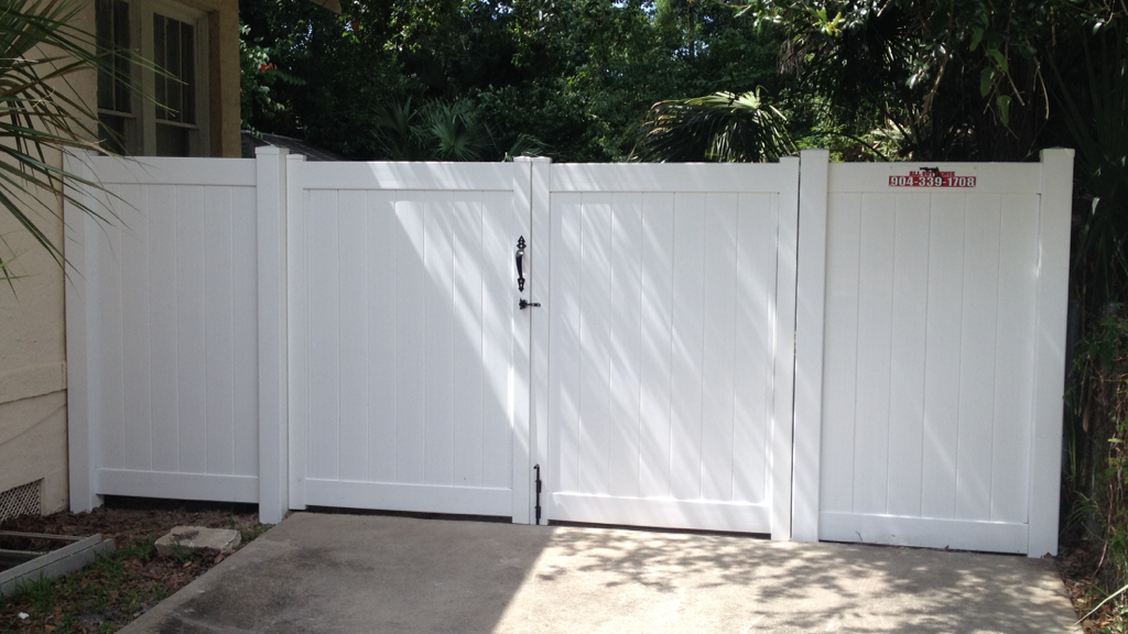 All Out Fence, Inc. White PVC/Vinyl Fence Gate Image ProView