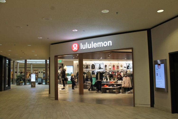 lululemon galleria