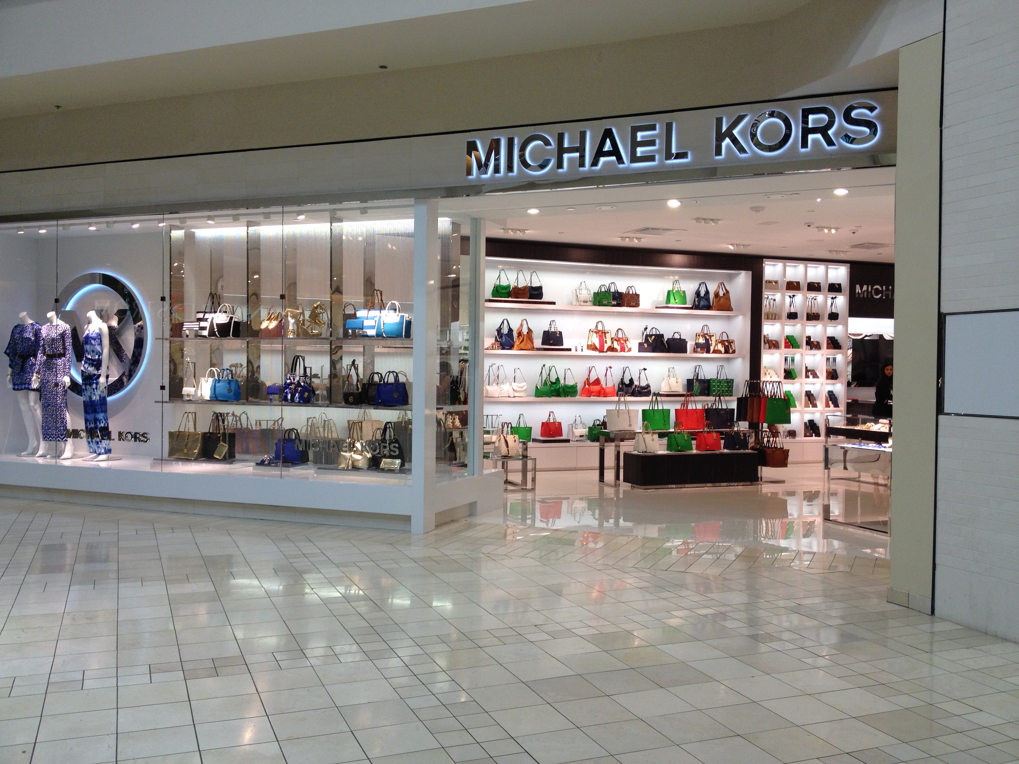 michael kors gateway mall