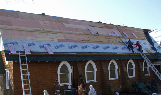 Roofing Repairs & Gutter Replacements