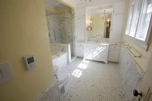Marble & Tile Bathroom 