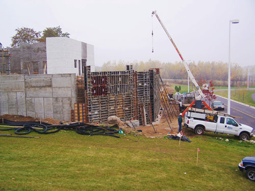 Rockford Carwash - Retaining Wall - October 2004