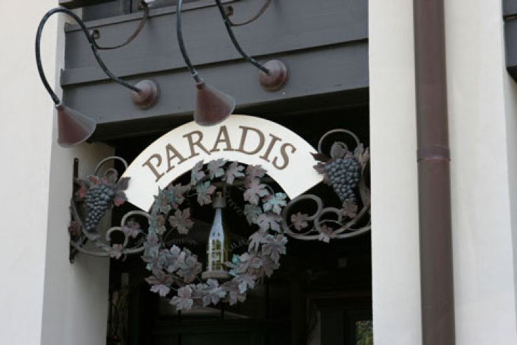  Restaurant Paradis