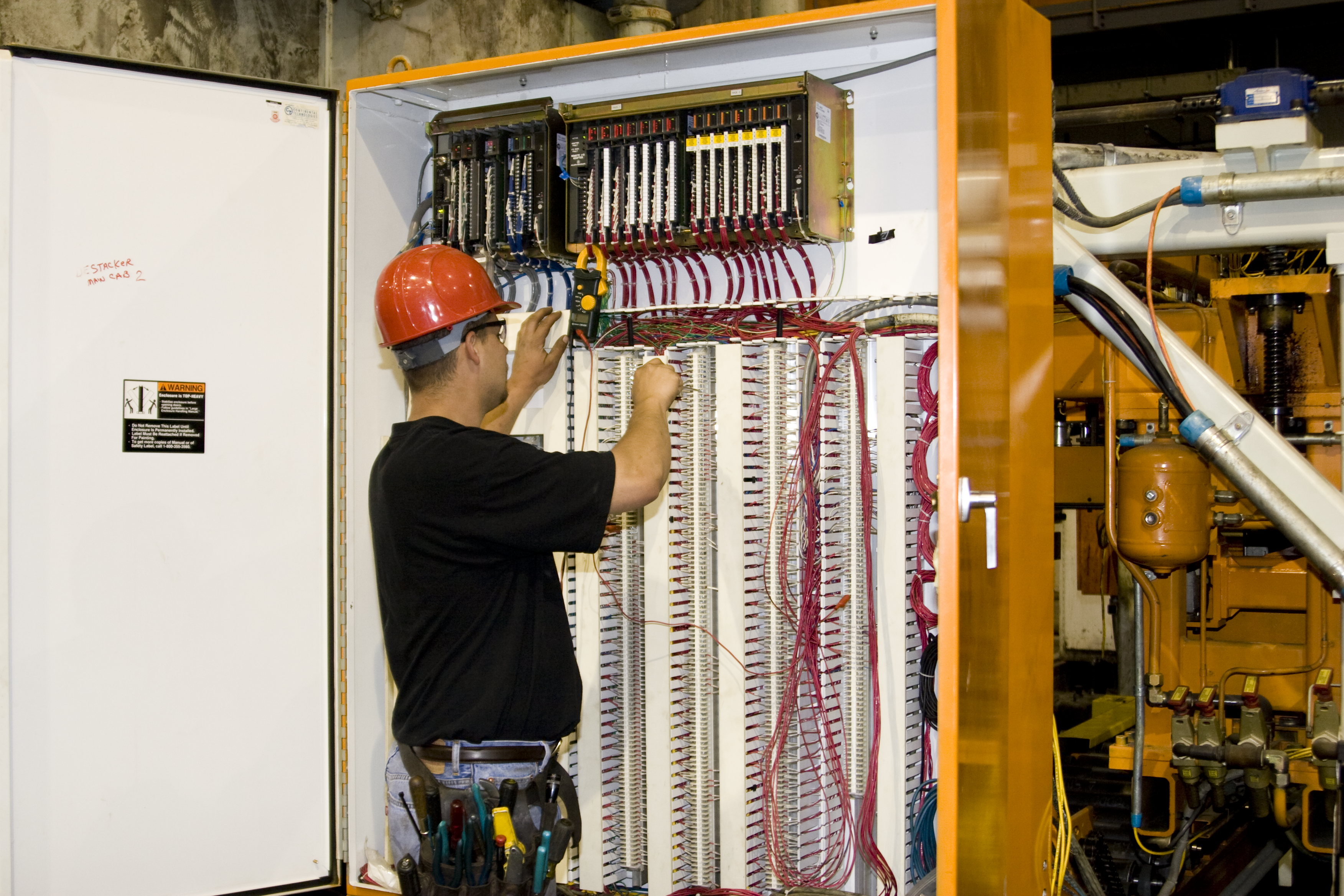 Lee Industrial Contracting - Electrical Panel Image | ProView