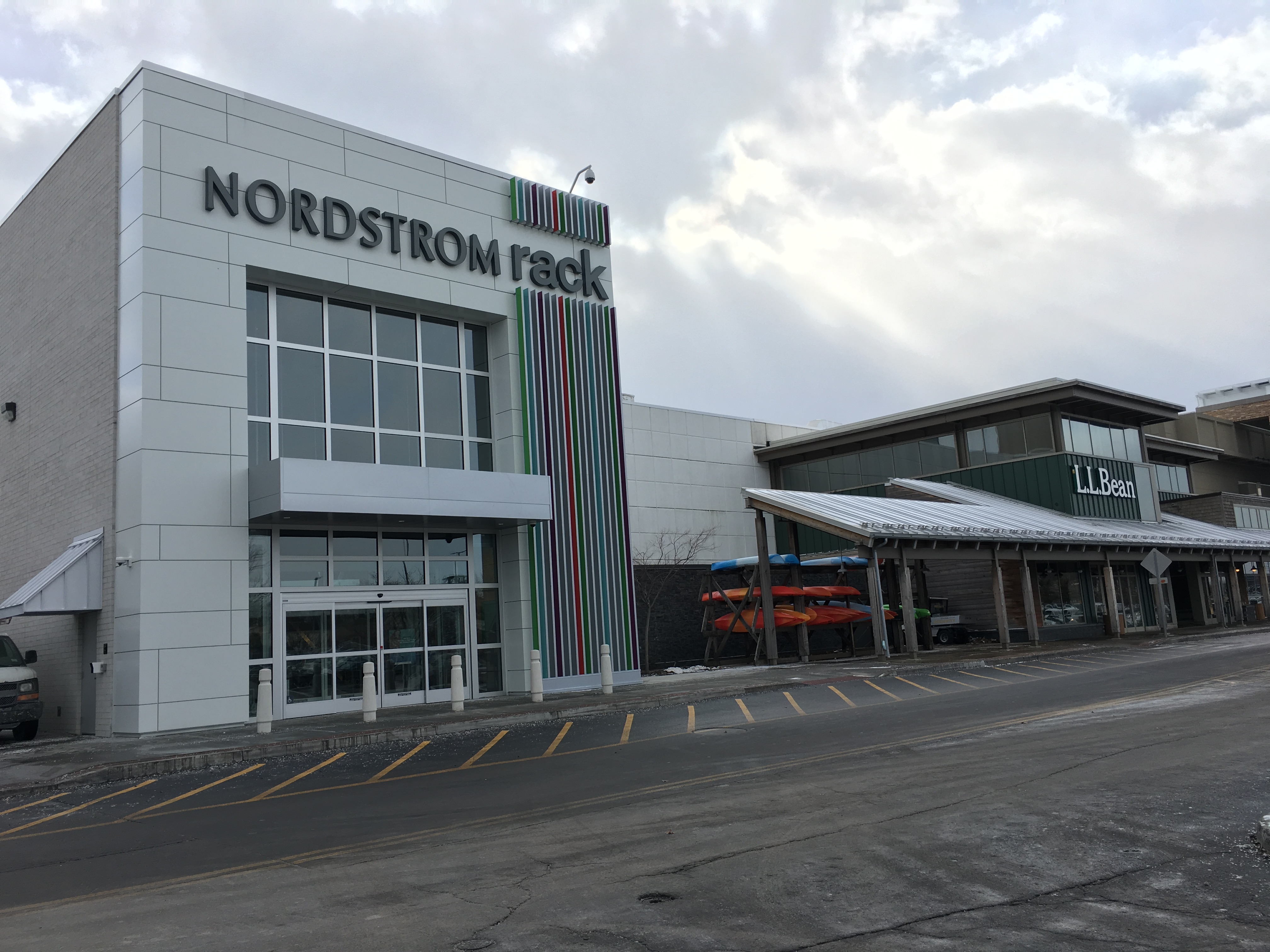 Colonie Center Mall - Nordstrom Rack ground up addition - Albany, NY